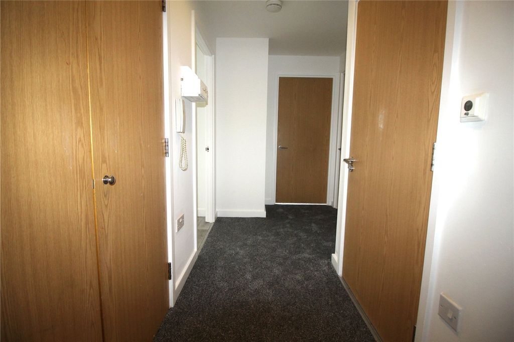 Property photo 2 of 10 Picture No. 14