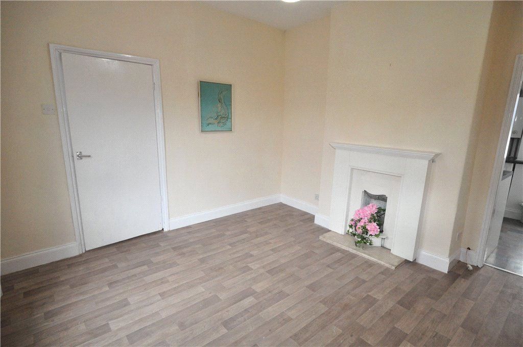Property photo 3 of 15 Picture No. 02
