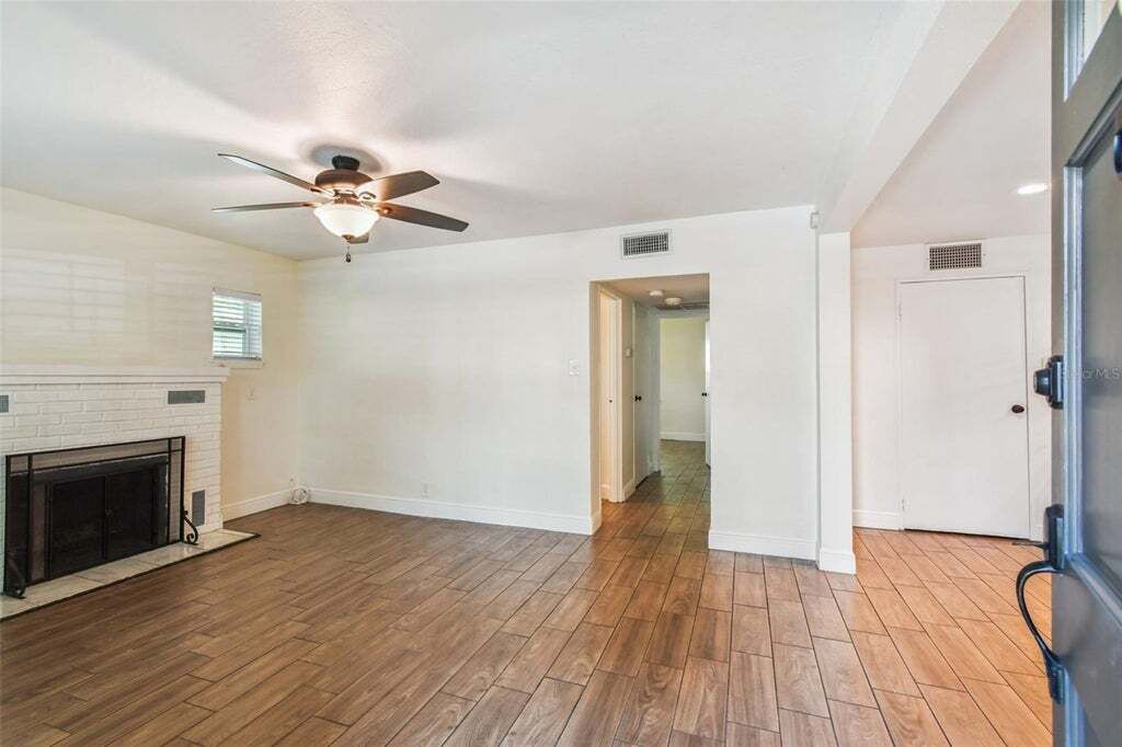 Property photo 3 of 20 <Alttext/>