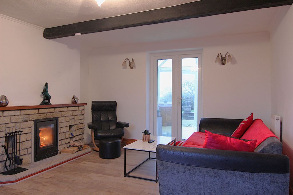 Property photo 2 of 13