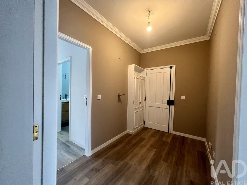 Property photo 1 of 31