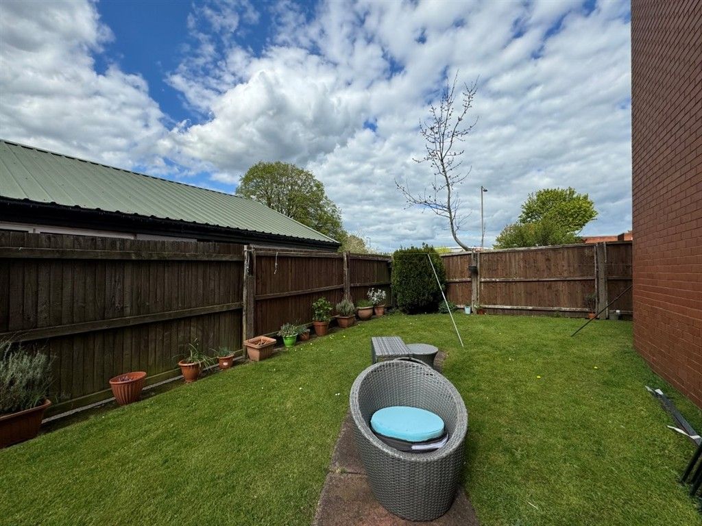 Property photo 2 of 3