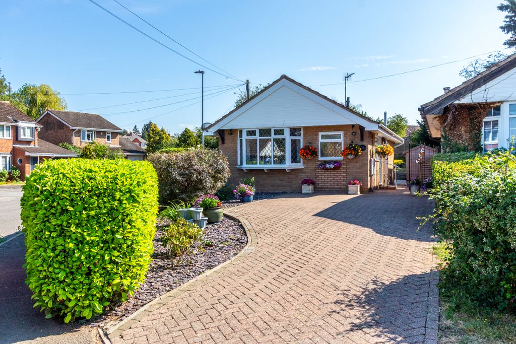 Property photo 1 of 14 Front