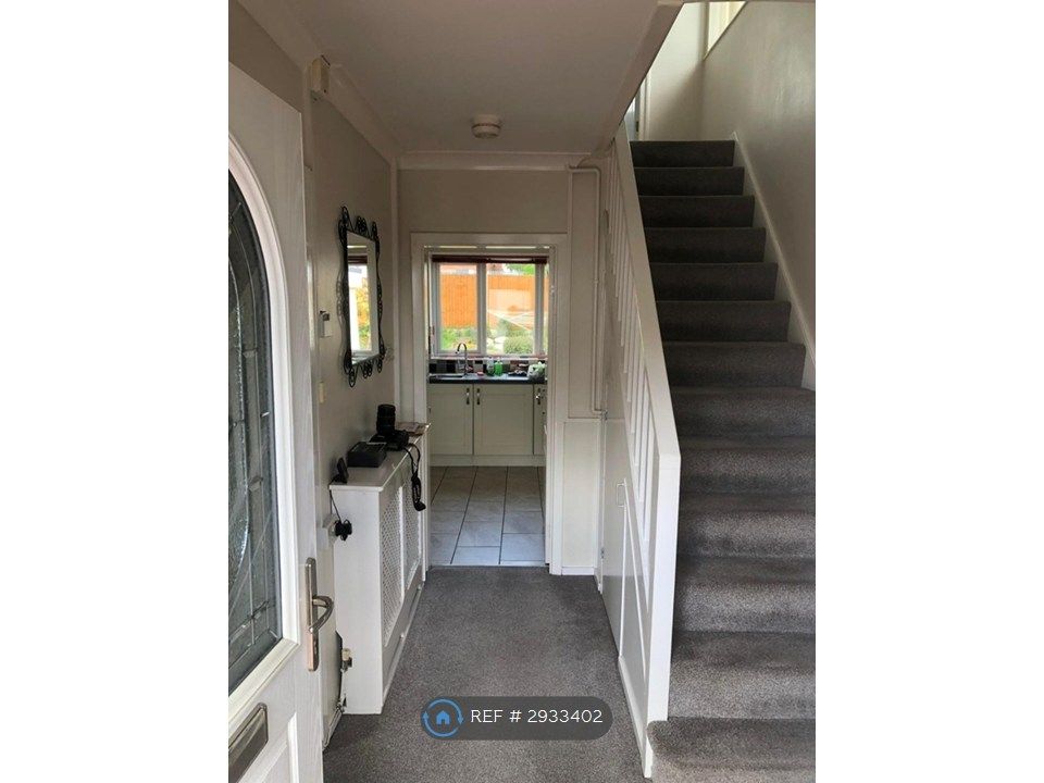 Property photo 3 of 25