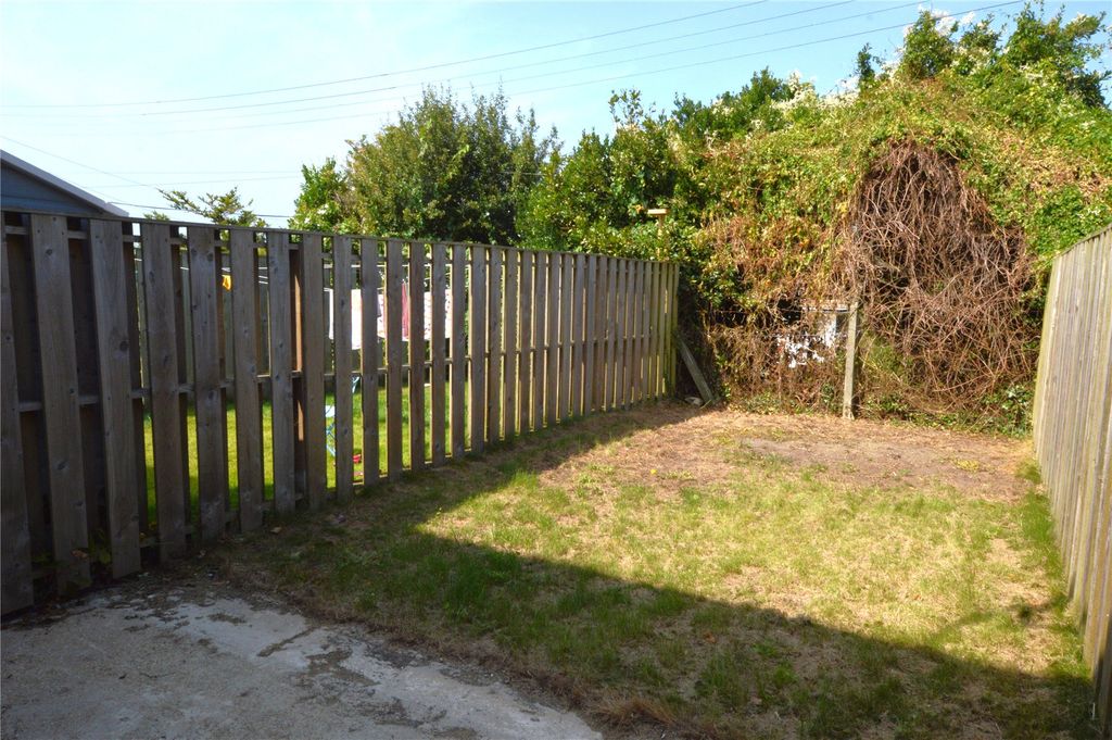 Property photo 3 of 13 Picture No. 10