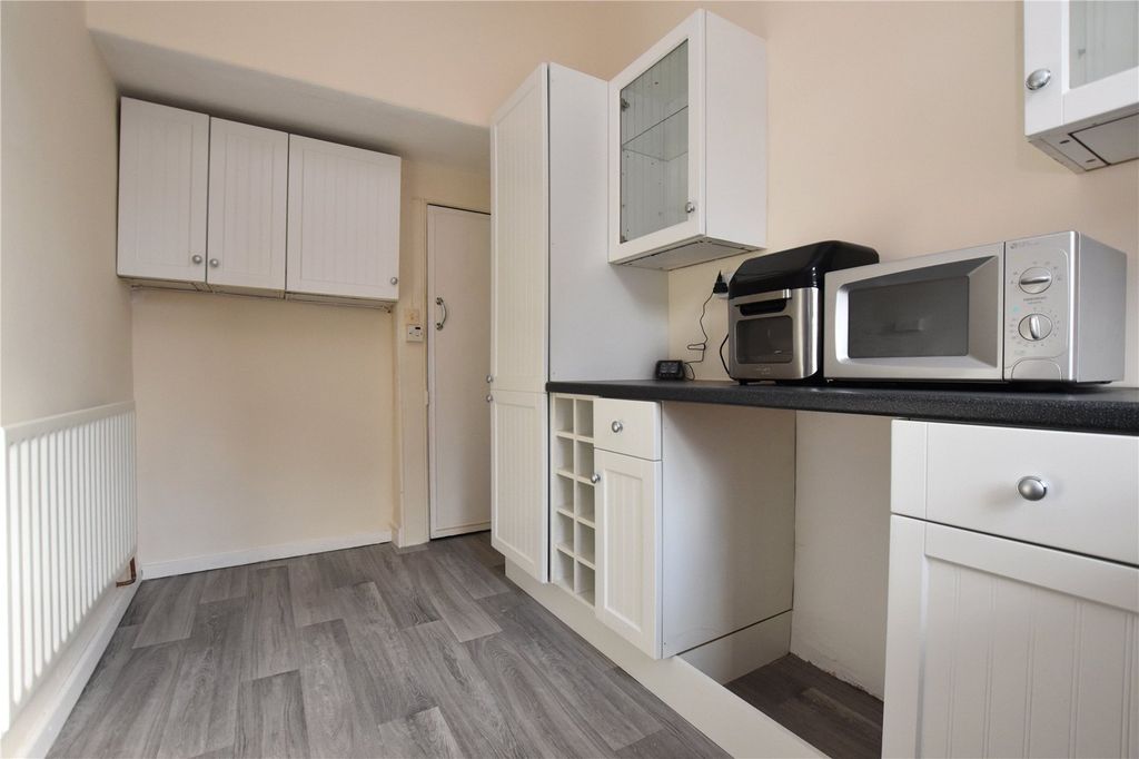 Property photo 2 of 12 Picture No. 07