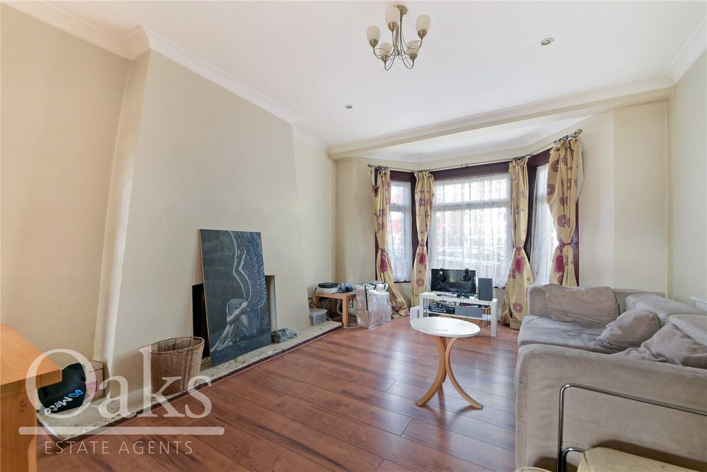 Property photo 2 of 12 Picture No. 08