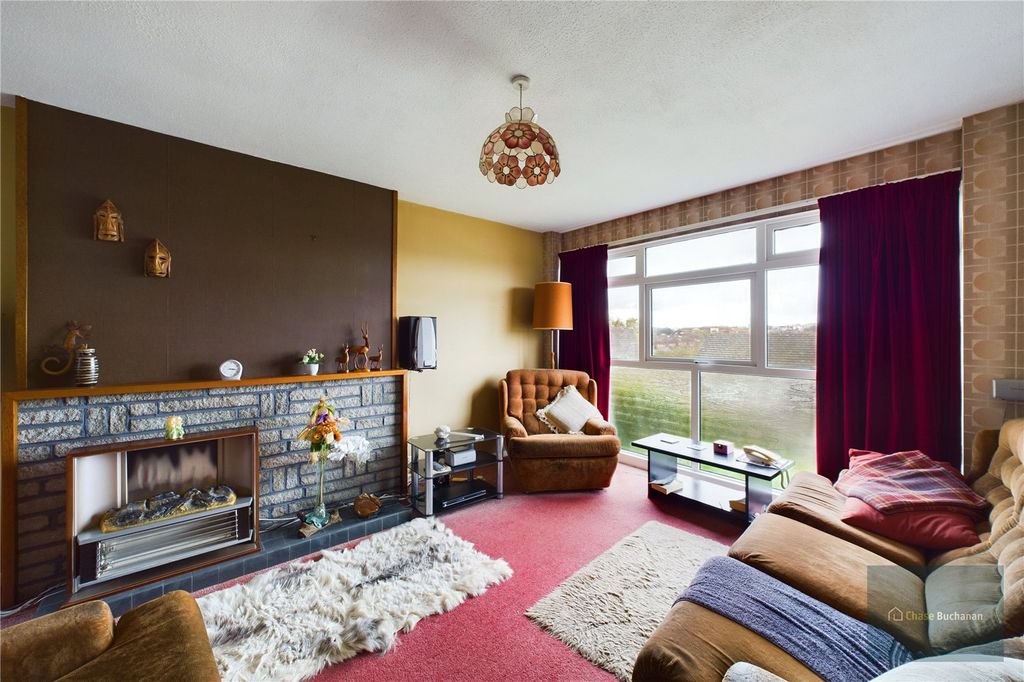 Property photo 2 of 11 Picture No. 02