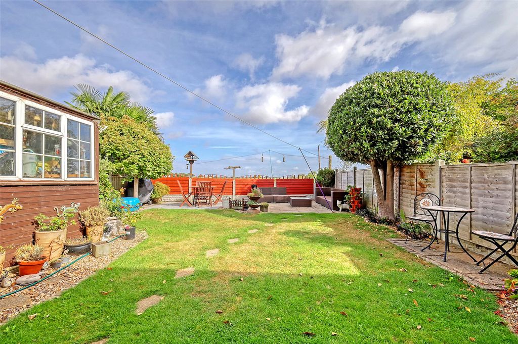 Property photo 2 of 20 Picture No. 44
