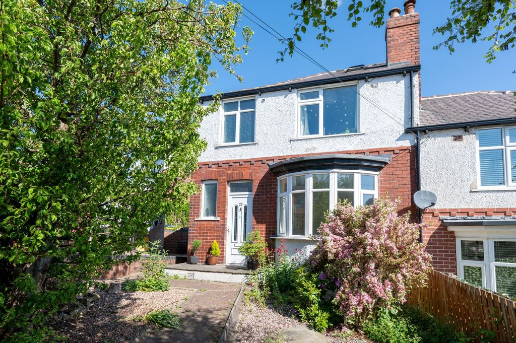 Property photo 1 of 21