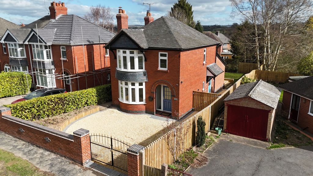 Property photo 1 of 31