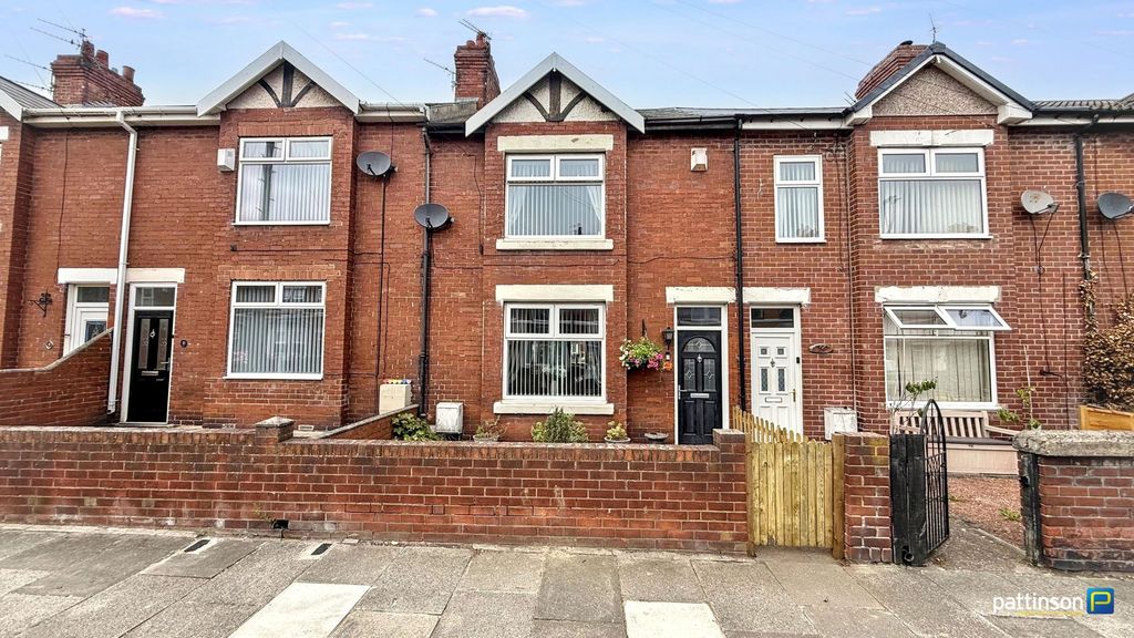 Property photo 1 of 32
