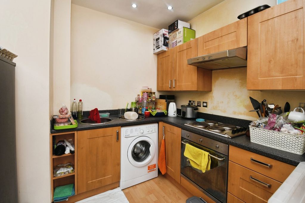 Property photo 2 of 11 Pbox-Img.Jpg