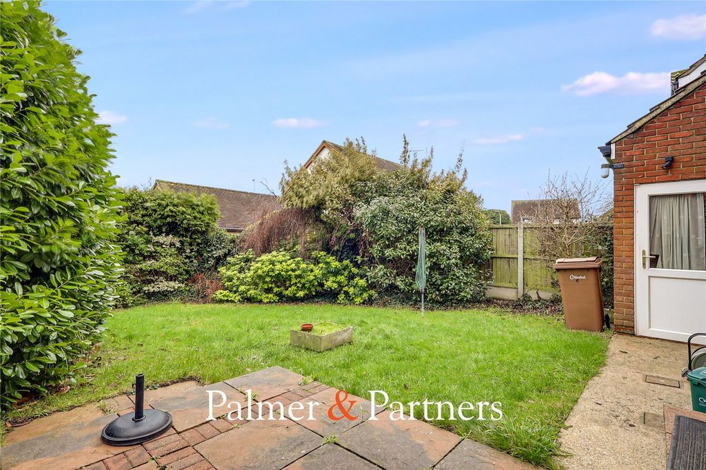 Property photo 3 of 16 Picture No. 13