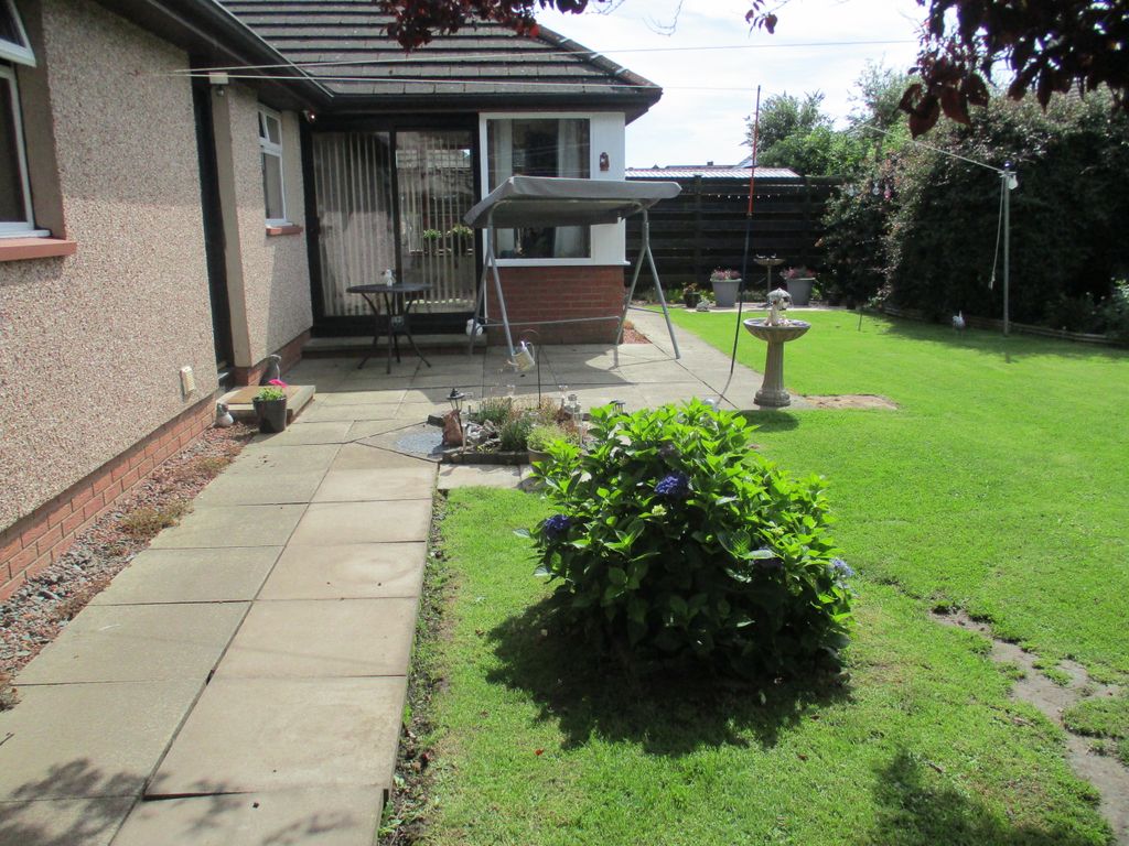 Property photo 2 of 27
