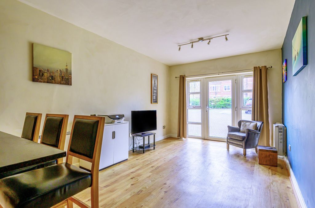 Property photo 3 of 8 926378 (2).Jpg