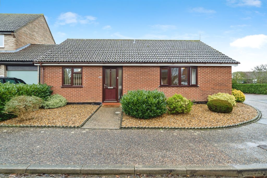 Property photo 1 of 18