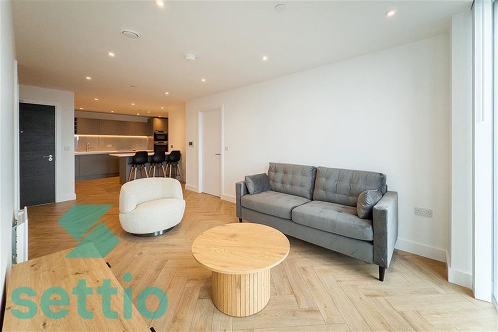 Property photo 1 of 14 (Main)