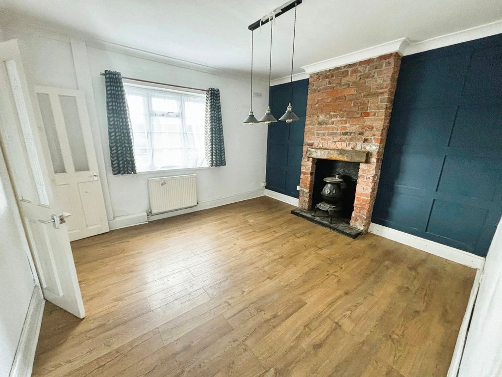 Property photo 2 of 11 Picture No. 02