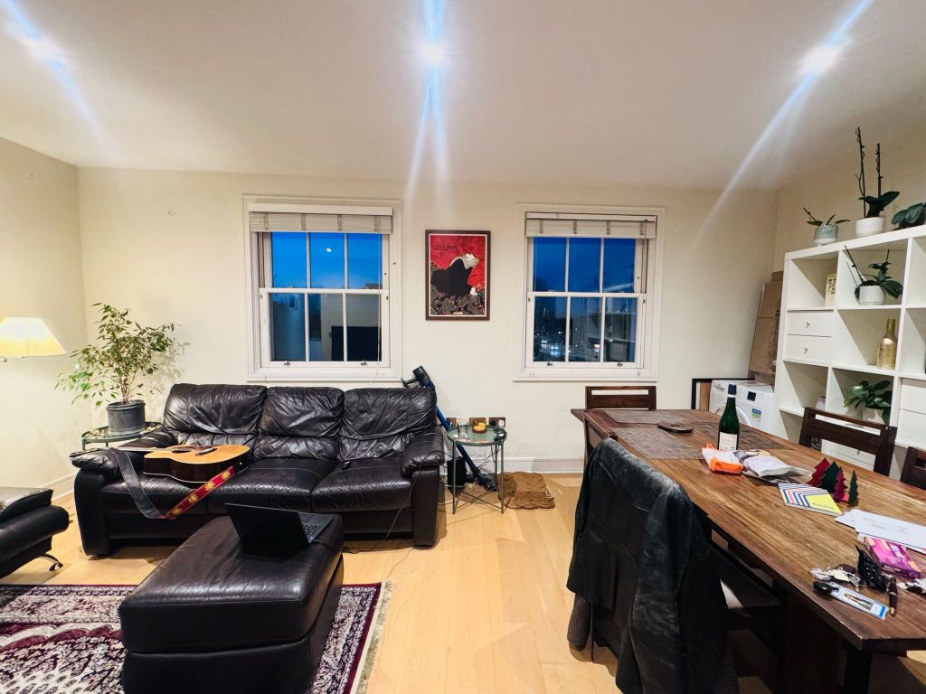 Property photo 3 of 10 l2