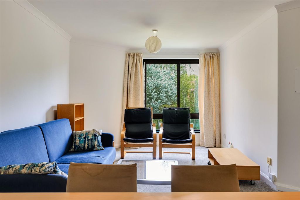 Property photo 3 of 12 Img (11).Jpg
