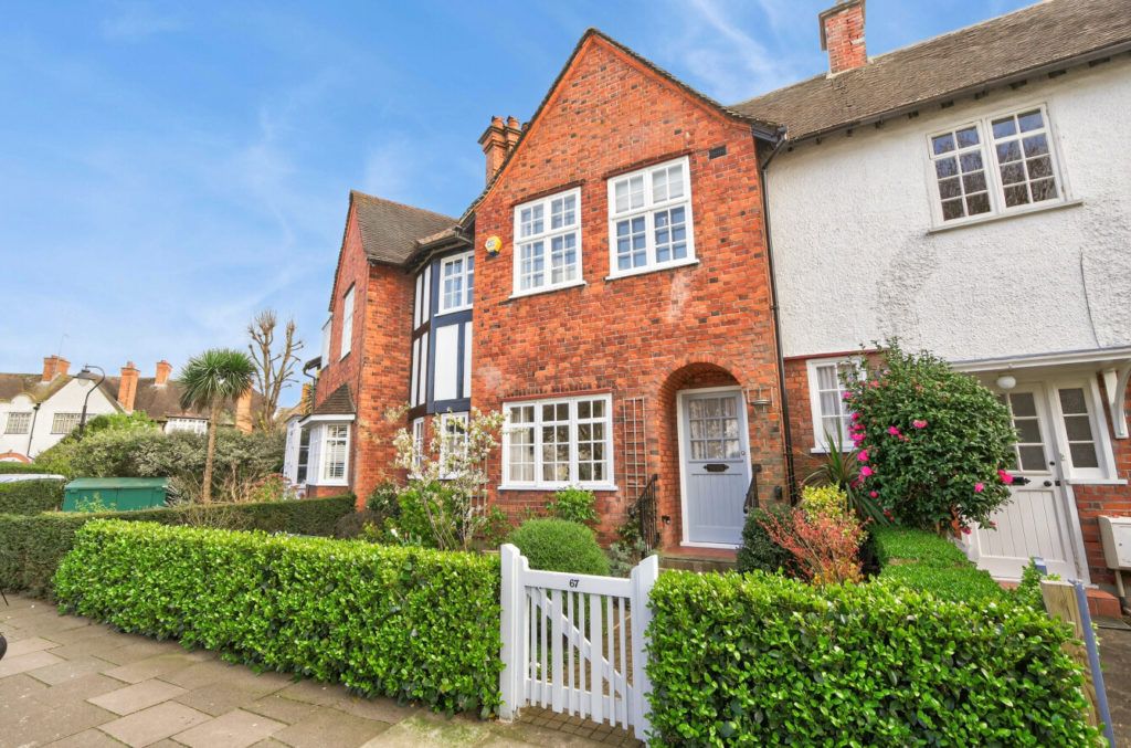 Property photo 1 of 15