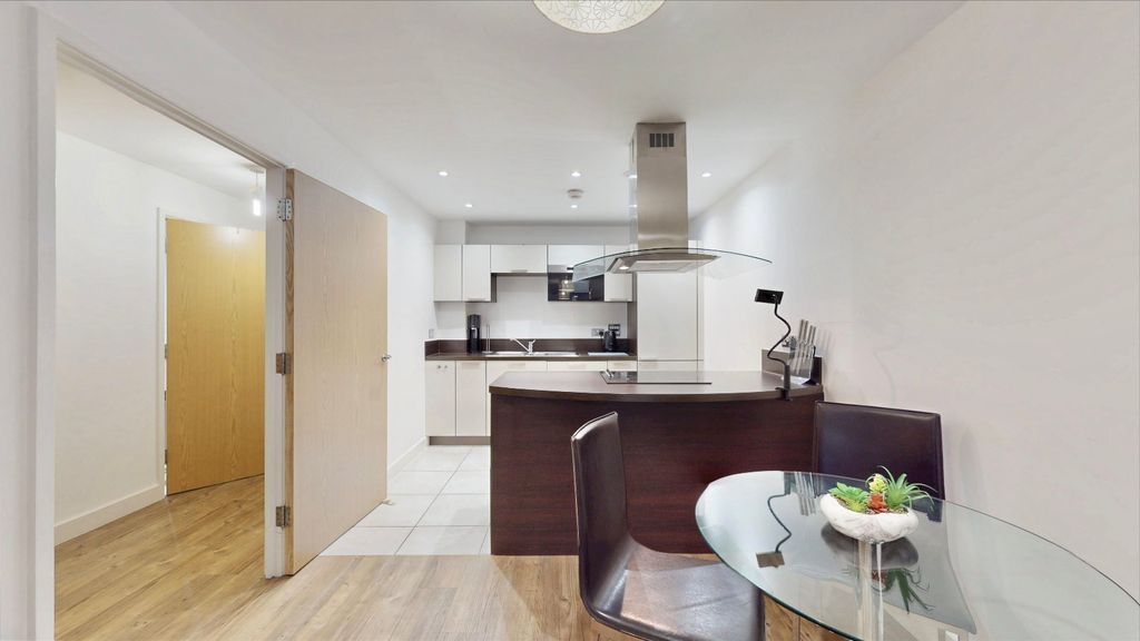 Property photo 3 of 19 Picture No. 26