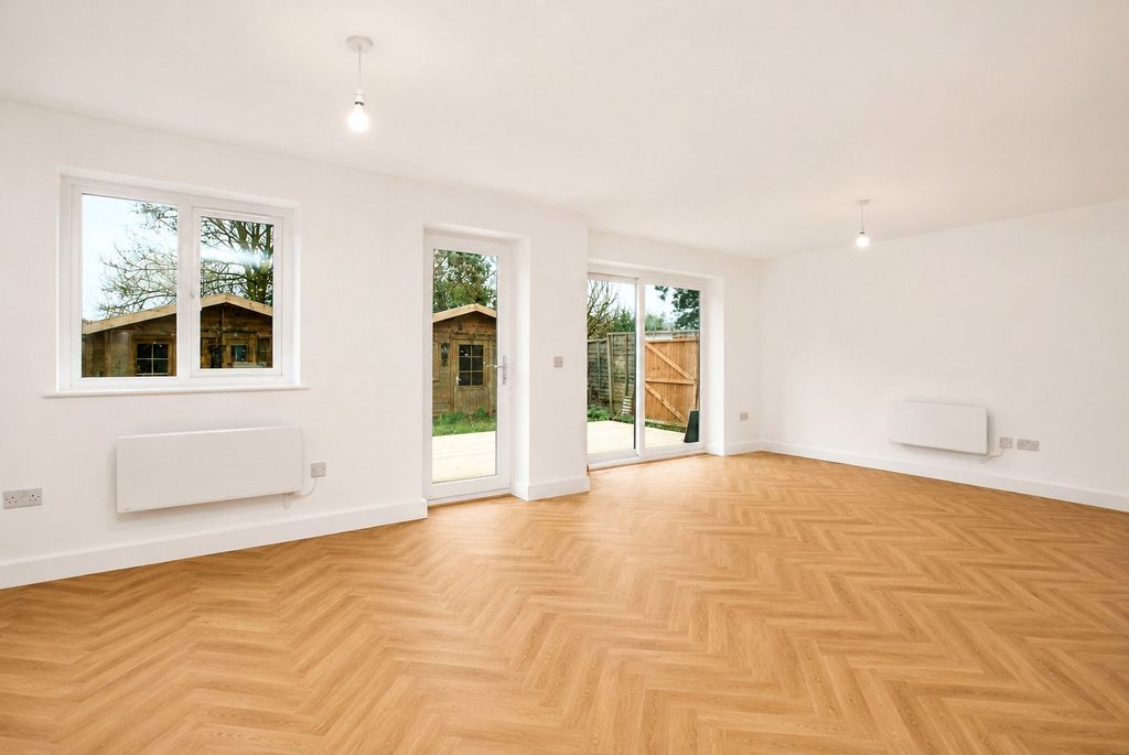 Property photo 3 of 10 Picture No. 22
