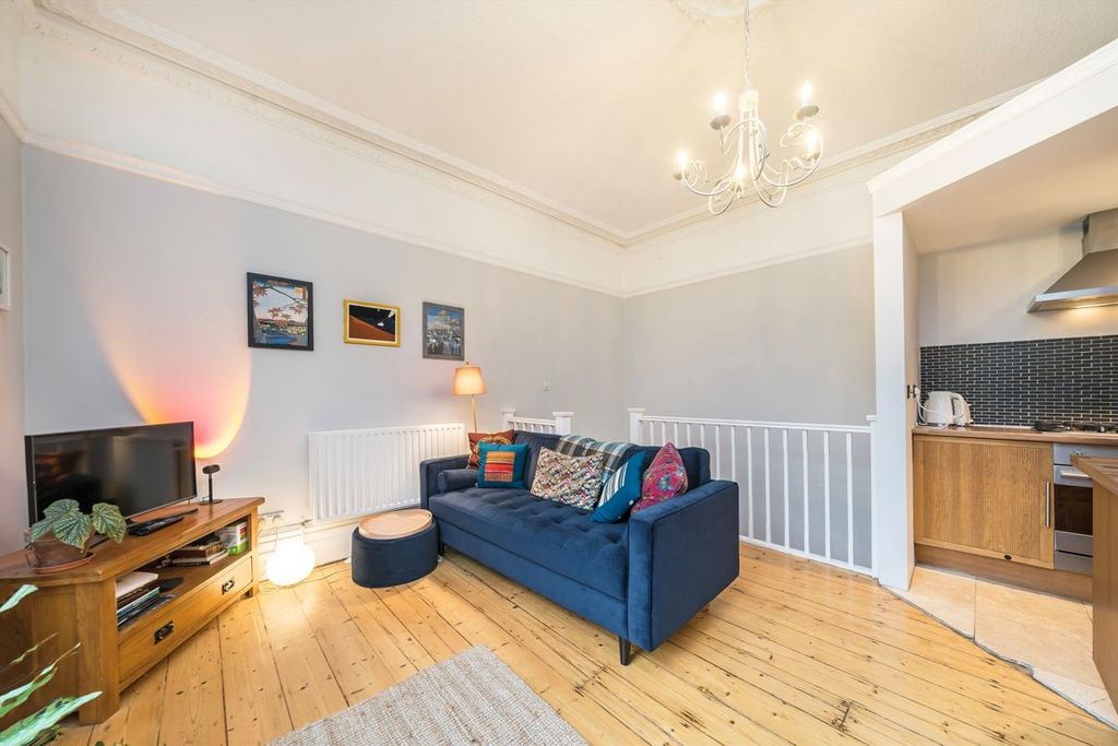 Property photo 3 of 5