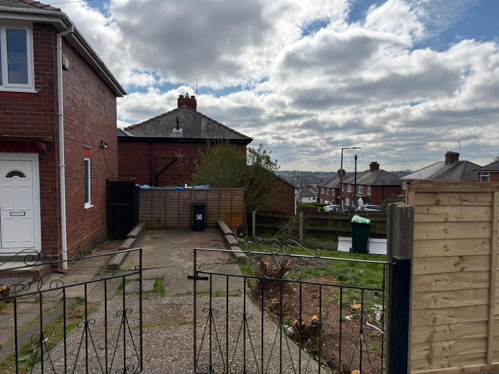 Property photo 3 of 16 Gallery