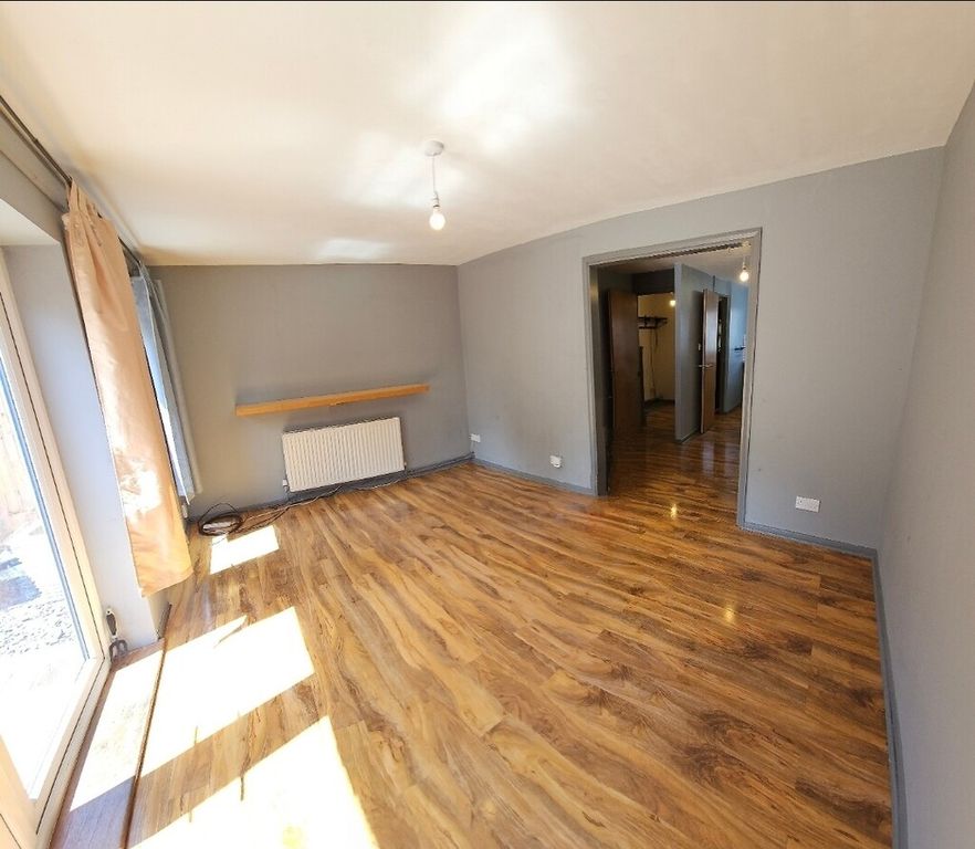 Property photo 3 of 13 Living Room