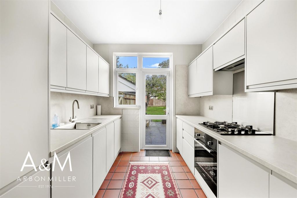 Property photo 3 of 26 4D4A6138.Jpg