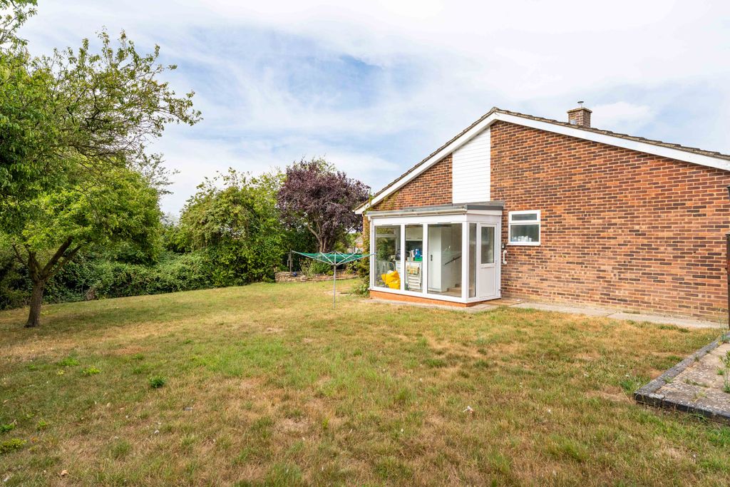 Property photo 2 of 10