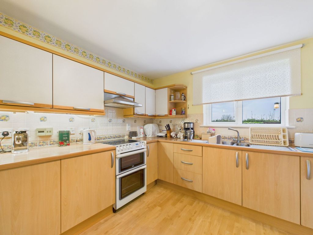 Property photo 3 of 24