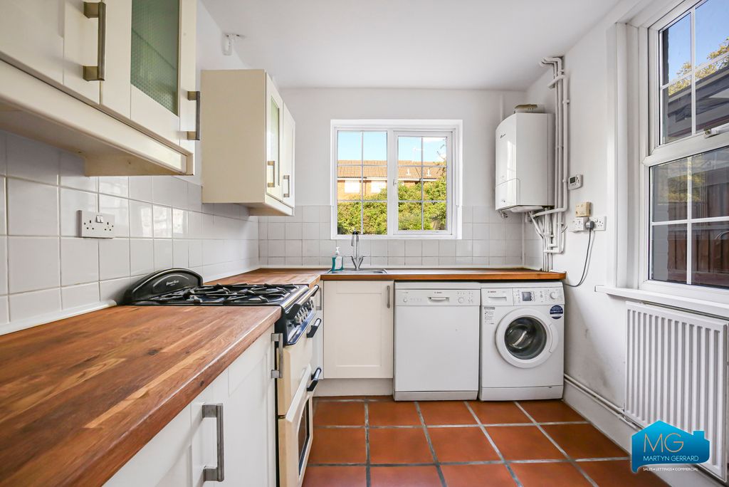 Property photo 3 of 19 Picture No. 21