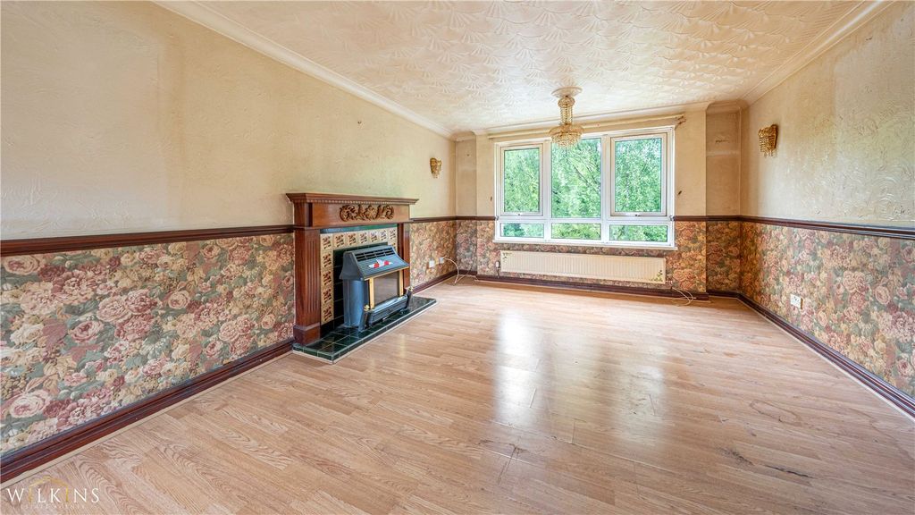 Property photo 3 of 10 Picture No. 05