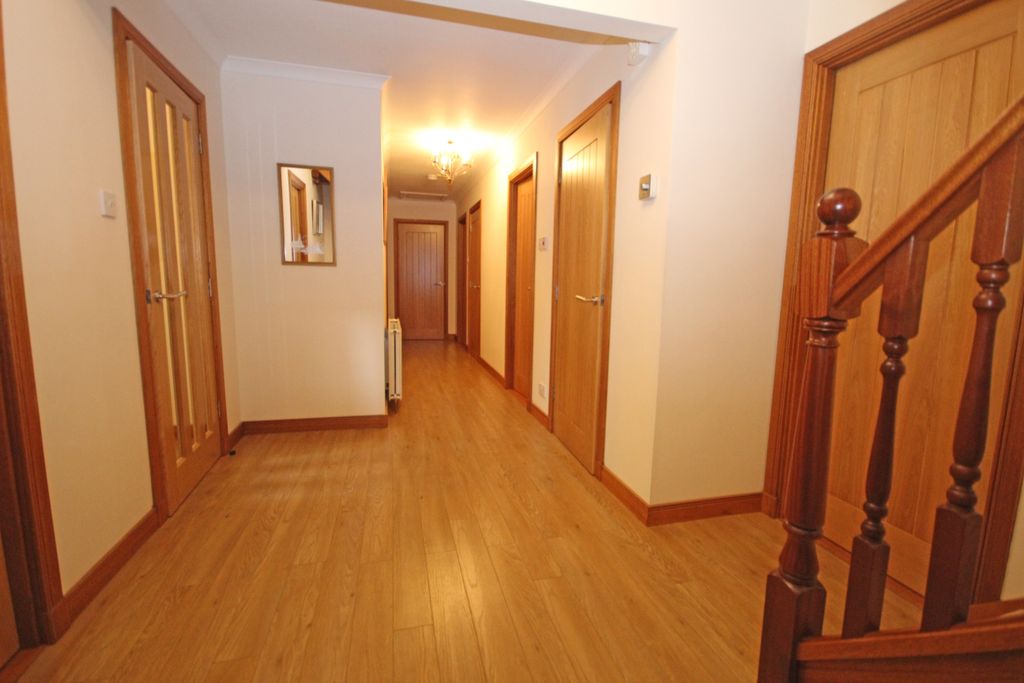 Property photo 3 of 49