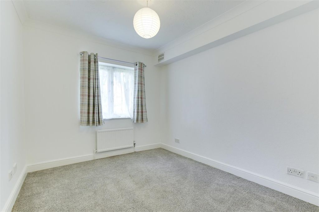 Property photo 2 of 12 2V5A8530-2V5A8534.Jpg