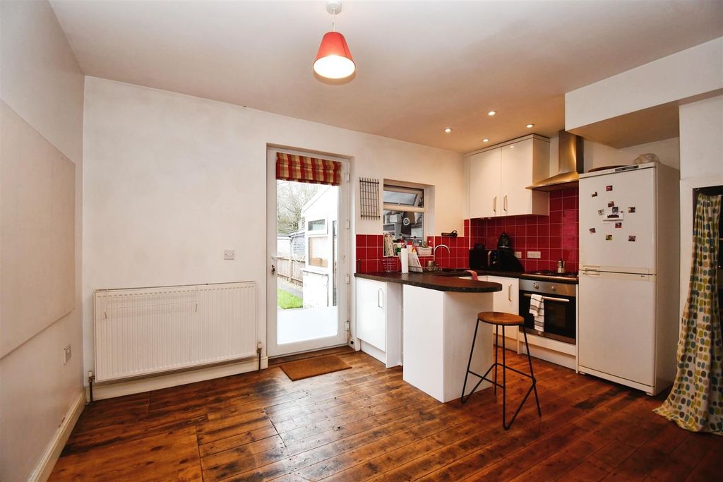 Property photo 3 of 13 Kitchen / Diner
