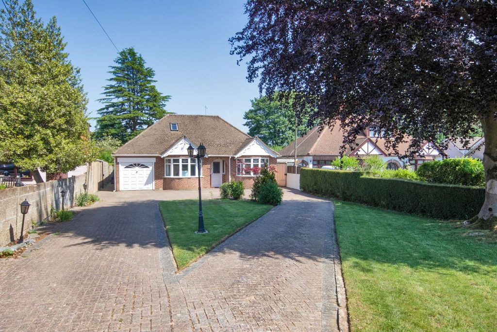 Property photo 1 of 22
