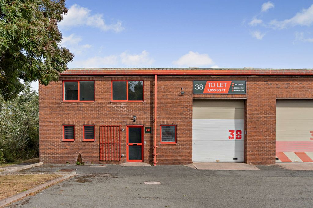 Property photo 2 of 19