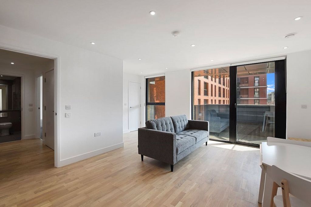 Property photo 1 of 16 Picture No. 04