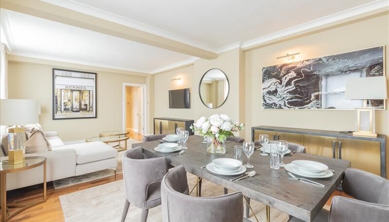 Property photo 2 of 7 Dining Room