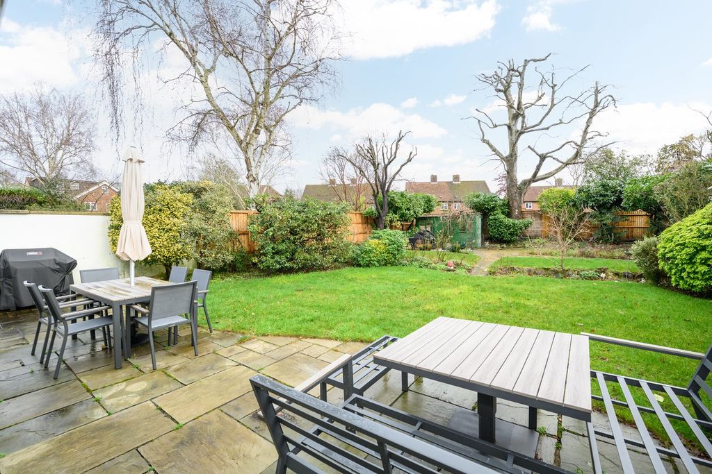 Property photo 3 of 21