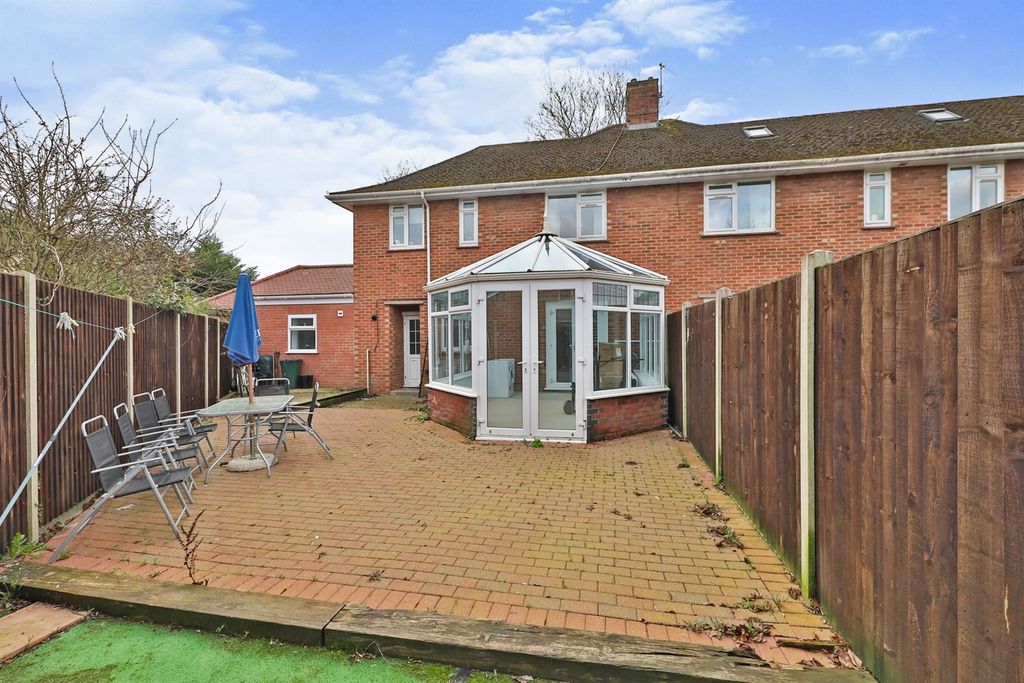 Property photo 1 of 18 Image
