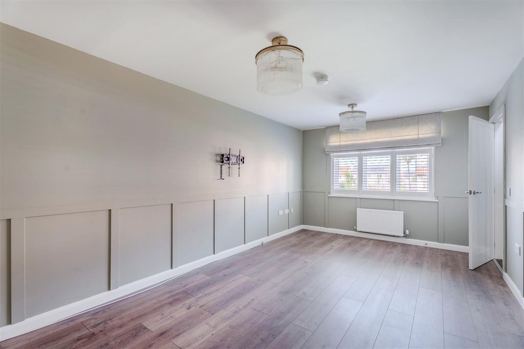 Property photo 2 of 24 36Blair-14.Jpg