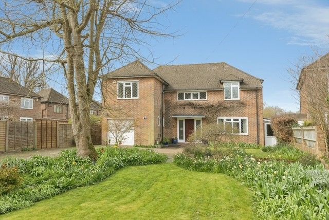 Property photo 1 of 12