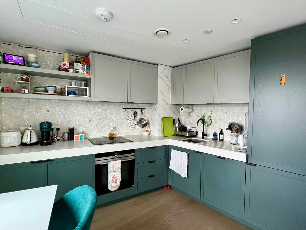 Property photo 3 of 8