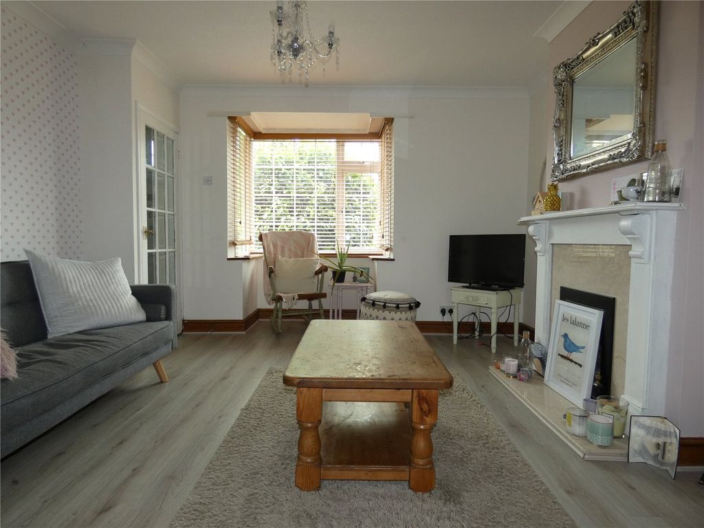 Property photo 2 of 15 Cbl210004_02.Jpg