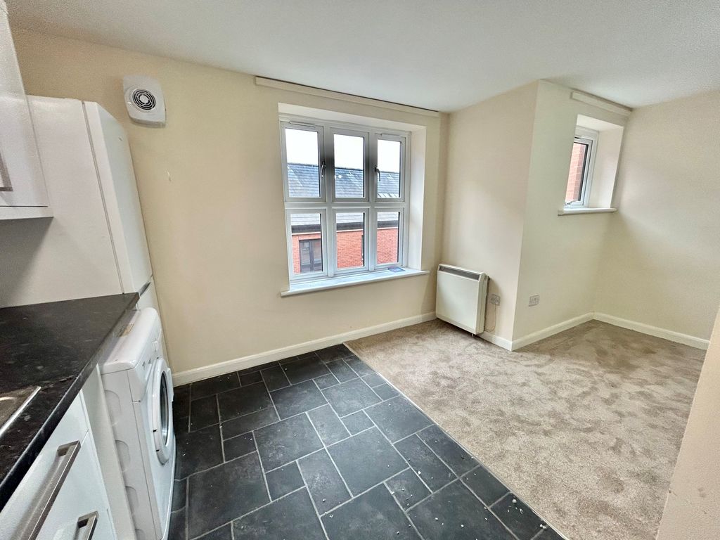 Property photo 3 of 11 Image